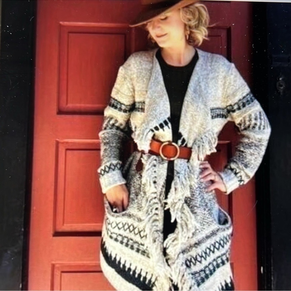 CAbi #3701 Shetland Fringe Cardigan‎ Sweater Size Small
